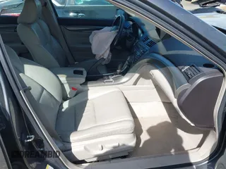 2009 Acura TL Tech with VIN 19UUA86569A019919, listed as a IAAI auction lot 41908425 with 109,726 mi miles. Bid and sale history available at carsss.com. Image 5.