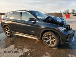 2018 BMW X1 xDrive28i with VIN WBXHT3C30J5K23793, listed as a Copart auction lot 42944555 with 72,250 mi miles and Salvage Title. Bid and sale history available at carsss.com. Image 4.