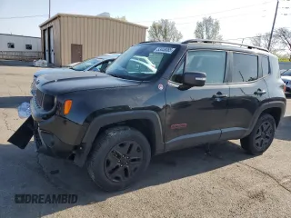 2018 Jeep Renegade Trailhawk with VIN ZACCJBCB8JPH42239, listed as a Copart auction lot 53448085 with 21,221 mi miles and Salvage Title. Bid and sale history available at carsss.com. Image 1.