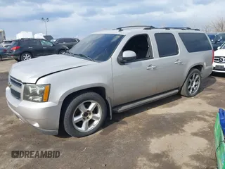 2007 Chevrolet Suburban LT with VIN 1GNFK16327J210722, listed as a IAAI auction lot 41899366 with 1 mi miles. Bid and sale history available at carsss.com. Image 2.