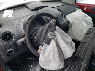 2006 Volkswagen Beetle with VIN 3VWPW21C66M423265, listed as a Copart auction lot 43846305 with Not Provided miles and Salvage Title. Bid and sale history available at DreamBid. Image 7.