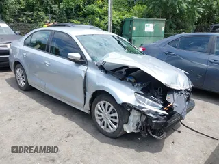 2012 Volkswagen Jetta SE z VIN 3VWDP7AJ7CM118901, wystawiony jako IAAI lot #42747928 z przebiegiem 149 271 mil mil oraz . Historia ofert i sprzedaży dostępna na DreamBid. Obrazek 1.