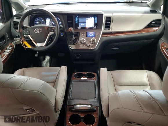 2017 Toyota Sienna XLE Auto Access Seat with VIN 5TDYZ3DC1HS780078, listed as a Copart auction lot 62499995 with 78,227 mi miles and Clean title. Bid and sale history available at DreamBid. Image 8.