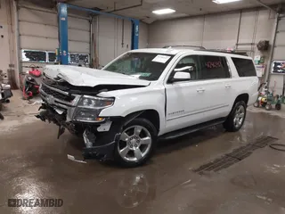 2017 Chevrolet Suburban LT with VIN 1GNSKHKC7HR199152, listed as a IAAI auction lot 41246547 with NaN miles. Bid and sale history available at carsss.com. Image 21.