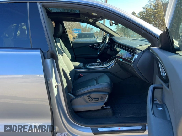 2019 Audi Q8 Premium Plus with VIN WA1EVAF14KD017080, listed as a Copart auction lot 43855065 with 102,846 mi miles and Clean Title. Bid and sale history available at carsss.com. Image 5.