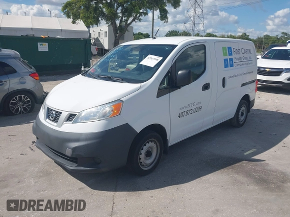 2015 Nissan NV200 SV z VIN 3N6CM0KN2FK710073, wystawiony jako IAAI lot #42267598 z przebiegiem 57 329 mil mil oraz . Historia ofert i sprzedaży dostępna na DreamBid. Obrazek 17.