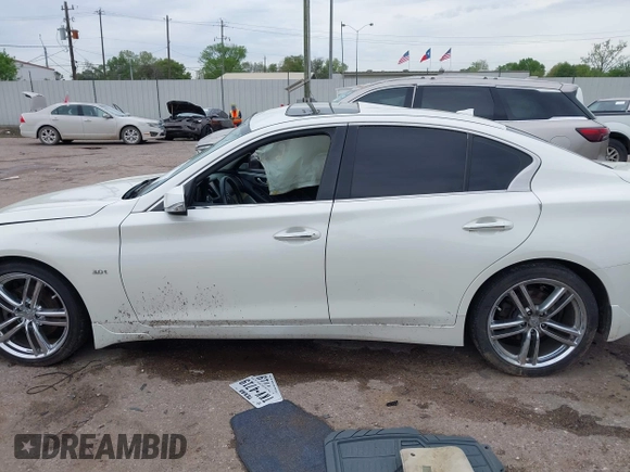 2017 Infiniti Q50 3.0t Premium with VIN JN1EV7AP9HM732825, listed as a IAAI auction lot 41908792 with 102,661 mi miles. Bid and sale history available at carsss.com. Image 14.