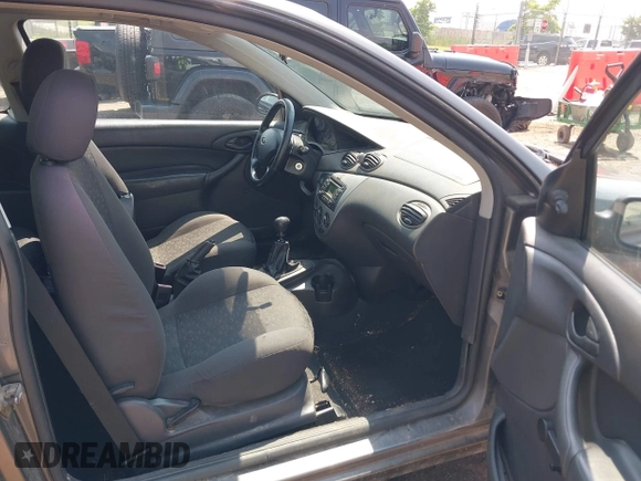 2004 Ford Focus ZX3 с VIN 3FAFP31384R114307, выставлен на аукционе IAAI как лот 42428592 с пробегом 134 843 миль миль и . История ставок и продаж доступна на DreamBid. Изображение 5.