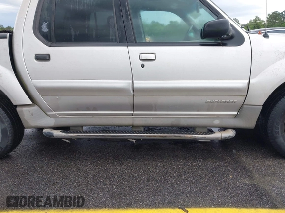 2002 Ford Explorer Sport Trac Value with VIN 1FMZU67E62UC95015, listed as a IAAI auction lot 42090296 with 181,243 mi miles and . Bid and sale history available at DreamBid. Image 13.