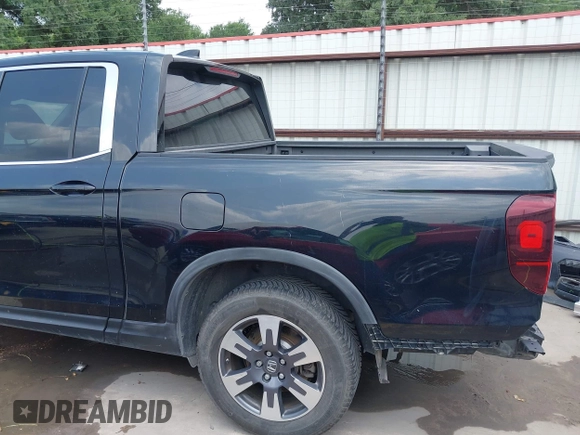 2017 Honda Ridgeline RTL z VIN 5FPYK2F55HB011463, wystawiony jako IAAI lot #42139030 z przebiegiem 59 066 mil mil oraz . Historia ofert i sprzedaży dostępna na DreamBid. Obrazek 20.