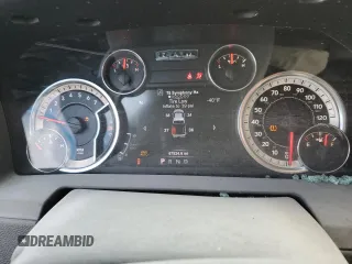 2017 Ram 1500 Sport z VIN 1C6RR7UT3HS670479, wystawiony jako Copart lot #82122983 z przebiegiem 67 924 mil mil oraz Szkoda całkowita • Salvage title. Historia ofert i sprzedaży dostępna na DreamBid. Obrazek 9.