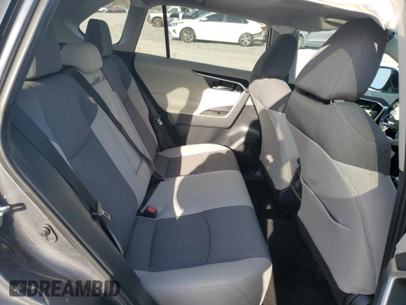 2020 Toyota RAV4 XLE with VIN 2T3P1RFV2LW106551, listed as a Copart auction lot 48983705 with 76,306 mi miles and Salvage Title. Bid and sale history available at DreamBid. Image 11.