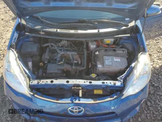 2014 Toyota Prius One z VIN JTDKDTB38E1563711, wystawiony jako Copart lot #75227364 z przebiegiem 172 217 mil mil oraz Szkoda całkowita • Salvage title. Historia ofert i sprzedaży dostępna na DreamBid. Obrazek 12.