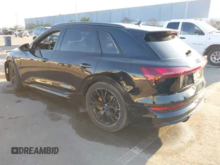 2022 Audi e-tron Chronos with VIN WA1VABGE2NB039405, listed as a IAAI auction lot 41360899 with 36,289 mi miles. Bid and sale history available at carsss.com. Image 3.
