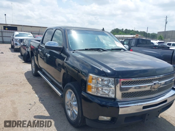 2011 Chevrolet Silverado 1500 LT with VIN 3GCPCSE06BG394810, listed as a IAAI auction lot 42162416 with Not Provided miles. Bid and sale history available at carsss.com. Image 1.