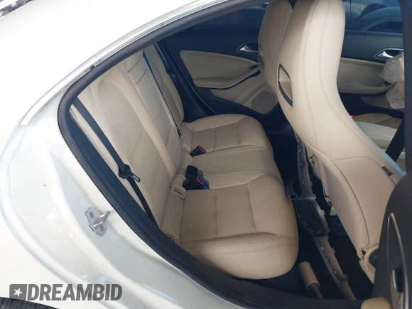 2016 Mercedes-Benz CLA 250 z VIN WDDSJ4EB4GN330900, wystawiony jako IAAI lot #42342783 z przebiegiem 76 342 mil mil oraz . Historia ofert i sprzedaży dostępna na DreamBid. Obrazek 8.