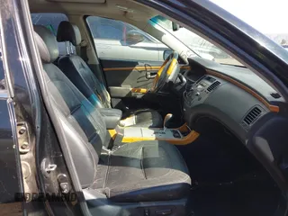 2008 Hyundai Azera Limited with VIN KMHFC46FX8A318696, listed as a IAAI auction lot 41911144 with 229,327 mi miles and . Bid and sale history available at DreamBid. Image 5.