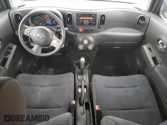 2013 Nissan Cube SL z VIN JN8AZ2KR5DT305410, wystawiony jako Copart lot #46796995 z przebiegiem 136 665 mil mil oraz Szkoda całkowita • Salvage title. Historia ofert i sprzedaży dostępna na DreamBid. Obrazek 8.