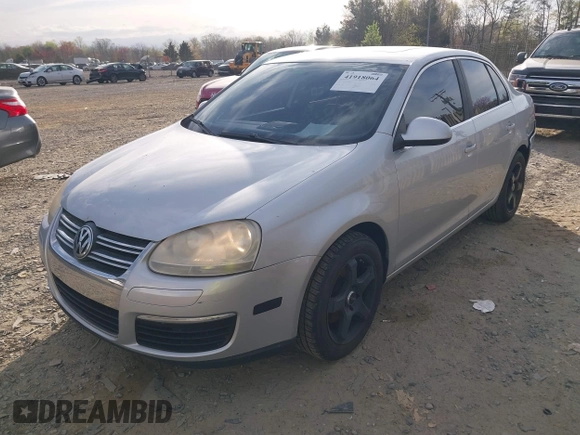 2008 Volkswagen Jetta SE with VIN 3VWRZ71K08M187848, listed as a IAAI auction lot 41918064 with 181,998 mi miles and . Bid and sale history available at DreamBid. Image 2.