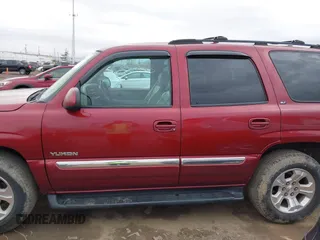 2001 GMC Yukon SLT with VIN 1GKEK13T71J198393, listed as a IAAI auction lot 41898293 with 230,055 mi miles. Bid and sale history available at carsss.com. Image 15.