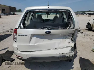 2009 Subaru Forester X with VIN JF2SH61609H793405, listed as a Copart auction lot 60682025 with 152,435 mi miles and Salvage title. Bid and sale history available at DreamBid. Image 6.