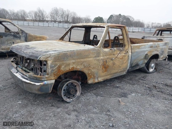 1996 Ford F-250 with VIN 1FTHF26H7TLB29897, listed as a IAAI auction lot 41460354 with 1 mi miles. Bid and sale history available at carsss.com. Image 2.