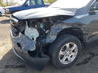 2019 GMC Acadia SLE z VIN 1GKKNKLA5KZ223597, wystawiony jako IAAI lot #42166505 z przebiegiem 94 033 mil mil oraz . Historia ofert i sprzedaży dostępna na DreamBid. Obrazek 6.
