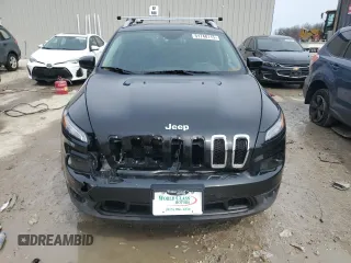 2016 Jeep Cherokee Latitude with VIN 1C4PJMCB7GW338356, listed as a Copart auction lot 51748115 with 114,795 mi miles and Clean Title. Bid and sale history available at carsss.com. Image 5.