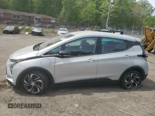 2023 Chevrolet Bolt EV 2LT z VIN 1G1FX6S08P4190437, wystawiony jako Copart lot #54670245 z przebiegiem 31 928 mil mil oraz Nie do naprawy. Historia ofert i sprzedaży dostępna na DreamBid. Obrazek 1.