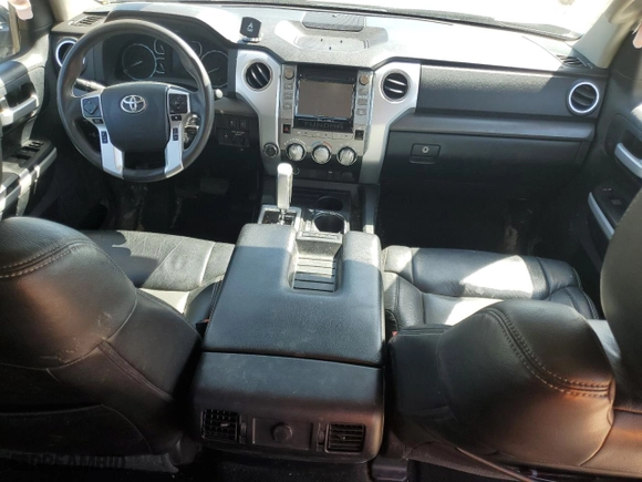 2018 Toyota Tundra 4WD SR5 with VIN 5TFDW5F13JX730748, listed as a Copart auction lot 47800315 with 254,296 mi miles and Salvage Title. Bid and sale history available at carsss.com. Image 8.
