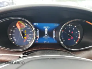2019 Maserati Quattroporte S z VIN ZAM56YPA4K1319850, wystawiony jako Copart lot #54563565 z przebiegiem 76 714 mil mil oraz Szkoda całkowita • Salvage title. Historia ofert i sprzedaży dostępna na DreamBid. Obrazek 9.