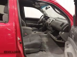 2007 Toyota Tacoma with VIN 5TELU42N37Z457266, listed as a IAAI auction lot 42043772 with 184,594 mi miles and . Bid and sale history available at DreamBid. Image 5.
