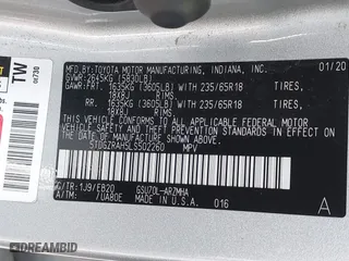 2020 Toyota Highlander XLE with VIN 5TDGZRAH5LS502260, listed as a IAAI auction lot 41743209 with 105,108 mi miles. Bid and sale history available at carsss.com. Image 9.