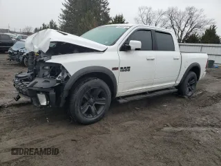 2018 Ram 1500 Night with VIN 1C6RR7MT6JS121901, listed as a Copart auction lot 43044215 with 162,927 mi miles and Salvage Title. Bid and sale history available at carsss.com. Image 1.