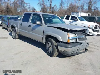 2005 Chevrolet Silverado 1500 LS with VIN 2GCEK13T751118246, listed as a IAAI auction lot 41759111 with 184,772 mi miles. Bid and sale history available at carsss.com. Image 1.