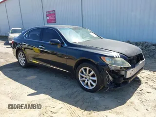 2008 Lexus LS 460 with VIN JTHBL46F885079935, listed as a IAAI auction lot 42013136 with 148,126 mi miles. Bid and sale history available at carsss.com. Image 1.
