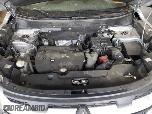 2022 Mitsubishi Outlander ES с VIN JA4ARUAU0NU013084, выставлен на аукционе Copart как лот 57413675 с пробегом 102 454 миль миль и Списание • Salvage title. История ставок и продаж доступна на DreamBid. Изображение 12.