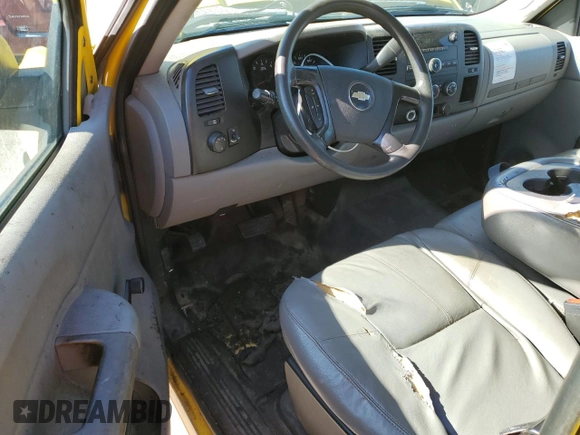 2007 Chevrolet Silverado 1500 LT w/1LT with VIN 1GCEC19027Z621364, listed as a Copart auction lot 47934805 with 90,959 mi miles and Salvage Title. Bid and sale history available at carsss.com. Image 8.