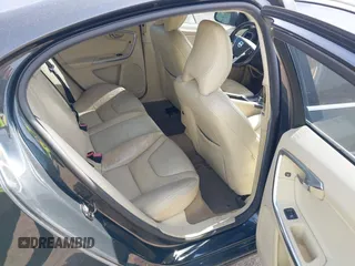2012 Volvo S60 T5 with VIN YV1622FSXC2057110, listed as a IAAI auction lot 42122468 with 263,931 mi miles. Bid and sale history available at carsss.com. Image 8.