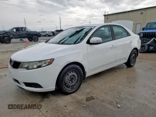 2010 Kia Forte EX z VIN KNAFU4A29A5863211, wystawiony jako Copart lot #54414695 z przebiegiem 137 335 mil mil oraz Szkoda całkowita • Salvage title. Historia ofert i sprzedaży dostępna na DreamBid. Obrazek 1.