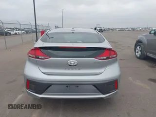 2020 Hyundai Ioniq SE with VIN KMHC75LC0LU242355, listed as a IAAI auction lot 42144438 with 74,120 mi miles and . Bid and sale history available at DreamBid. Image 16.