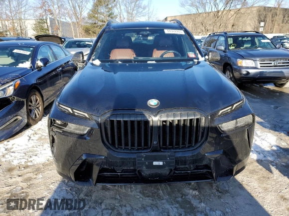 2023 BMW X7 xDrive40i with VIN 5UX23EM03P9P28696, listed as a Copart auction lot 44362265 with 0 mi miles and Non Repairable. Bid and sale history available at carsss.com. Image 5.