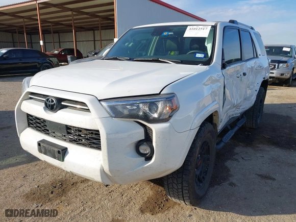 2022 Toyota 4Runner SR5 Premium with VIN JTENU5JR2N5990806, listed as a IAAI auction lot 41012517 with 67,029 mi miles. Bid and sale history available at carsss.com. Image 18.