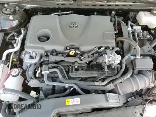 2024 Toyota Camry Hybrid XLE with VIN 4T1F31AK0RU076214, listed as a Copart auction lot 84426845 with 2,732 mi miles and Salvage title. Bid and sale history available at DreamBid. Image 14.