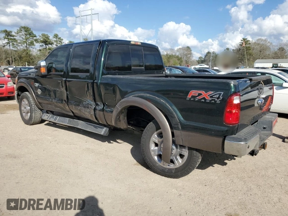 2016 Ford Super Duty F-250 SRW Lariat with VIN 1FT7W2BT7GEA09162, listed as a Copart auction lot 44310635 with 181,152 mi miles and Salvage Title. Bid and sale history available at carsss.com. Image 2.