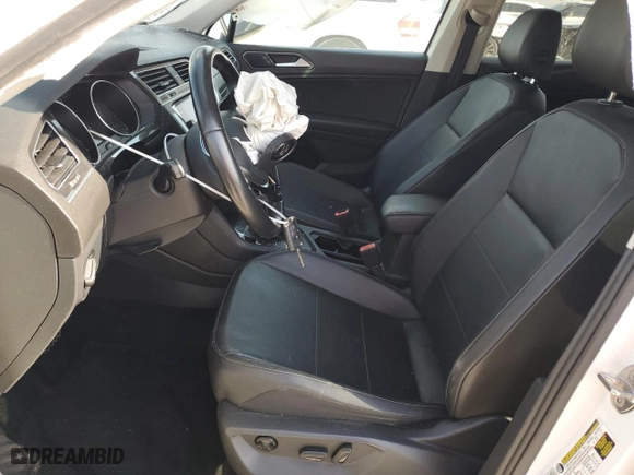 2018 Volkswagen Tiguan SEL with VIN 3VV3B7AX9JM215887, listed as a Copart auction lot 53504555 with 65,895 mi miles and Clean Title. Bid and sale history available at carsss.com. Image 7.