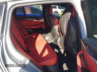 2023 BMW X4 M z VIN 5YM23EC0XP9P23425, wystawiony jako IAAI lot #41147096 z przebiegiem 22 958 mil mil oraz . Historia ofert i sprzedaży dostępna na DreamBid. Obrazek 8.