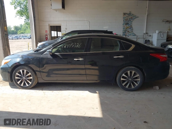2017 Nissan Altima SV z VIN 1N4AL3AP3HC283714, wystawiony jako IAAI lot #42405326 z przebiegiem 175 101 mil mil oraz . Historia ofert i sprzedaży dostępna na DreamBid. Obrazek 14.