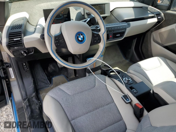 2015 BMW i3 с VIN WBY1Z4C55FV500738, выставлен на аукционе Copart как лот 58325715 с пробегом Не указан миль и Списание • Salvage title. История ставок и продаж доступна на DreamBid. Изображение 8.