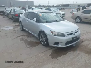 2012 Scion tC z VIN JTKJF5C71C3040091, wystawiony jako IAAI lot #41548588 z przebiegiem 135 963 mil mil oraz . Historia ofert i sprzedaży dostępna na DreamBid. Obrazek 1.